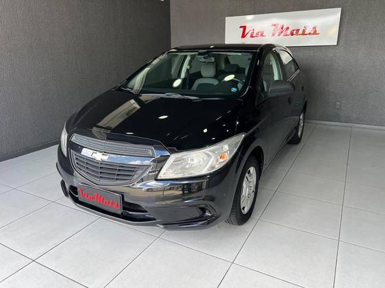 CHEVROLET ONIX 1.0 MPFI LS 8V FLEX 4P MANUAL CHEVROLET ONIX 1.0 MPFI LS 8V FLEX 4P MANUAL
